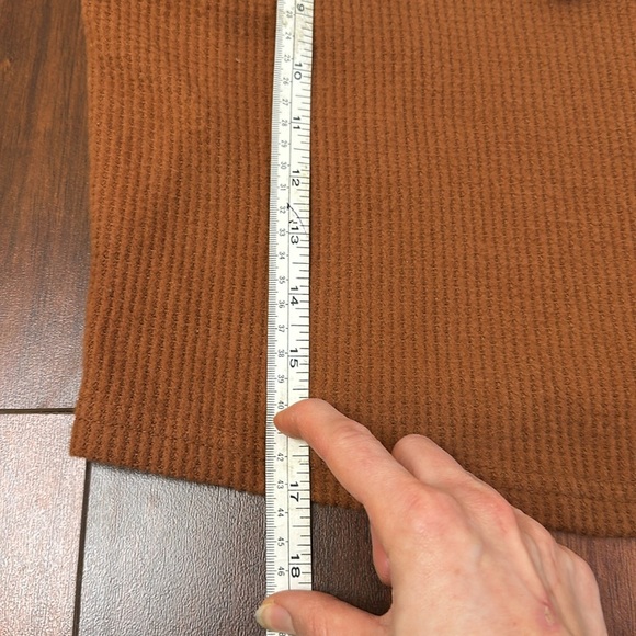 NWT Happily Grey XL waffle texture cropped tank top brown XL - Picture 5 of 6